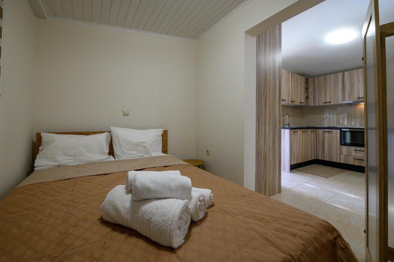 Kv Apartments Kalamáta Eksteriør bilde